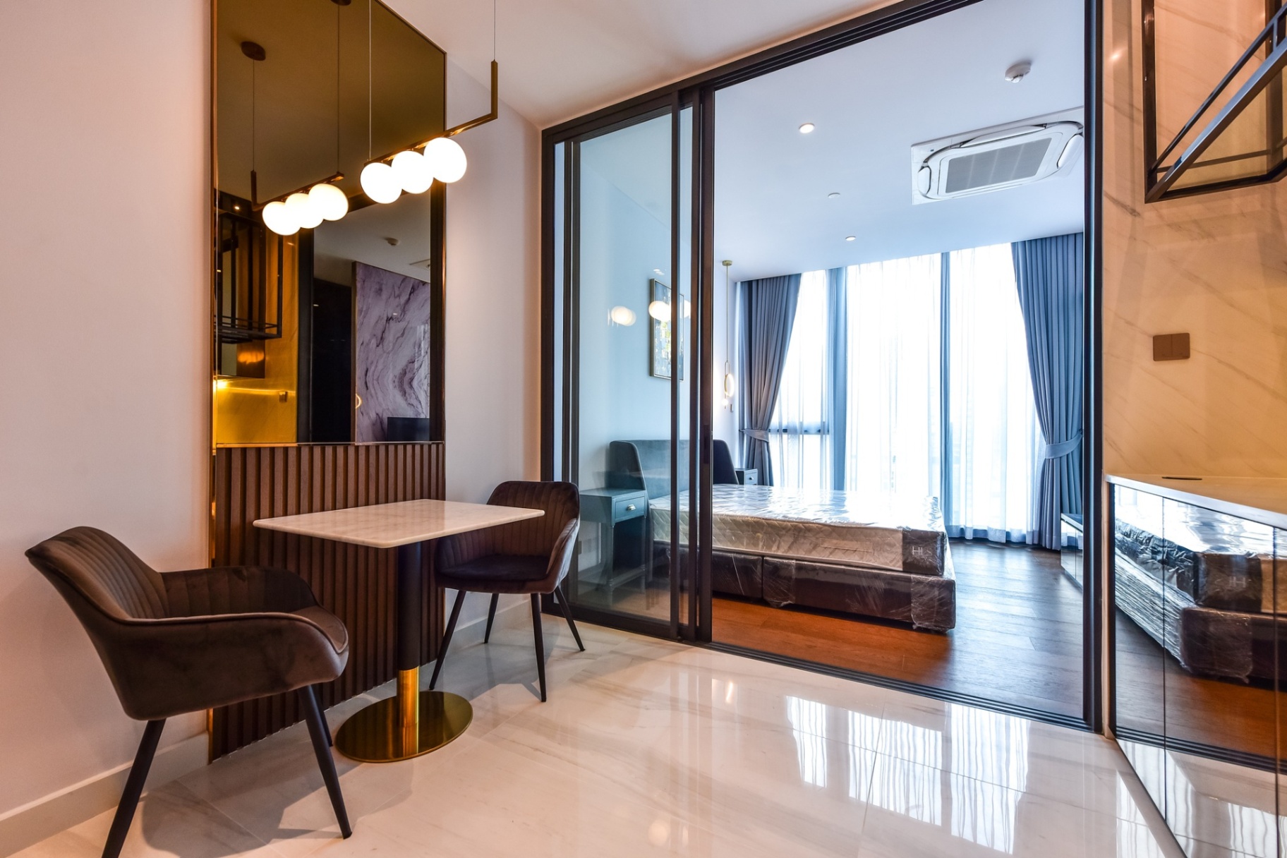 1 Bedroom Condo For Rent in Thung Mahamek, Sathon, Bangkok - Image 3