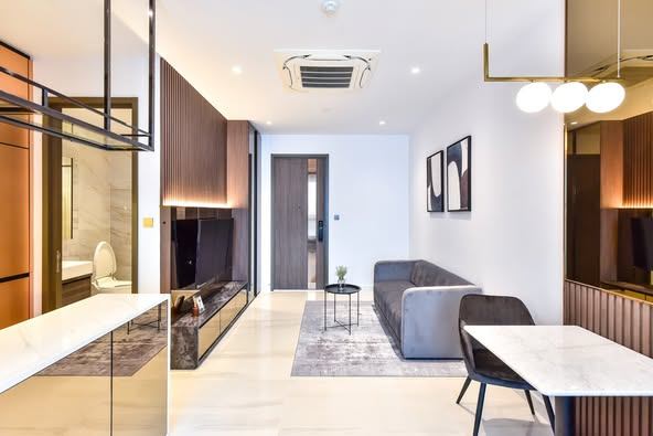 1 Bedroom Condo For Rent in Thung Mahamek, Sathon, Bangkok - Image 1