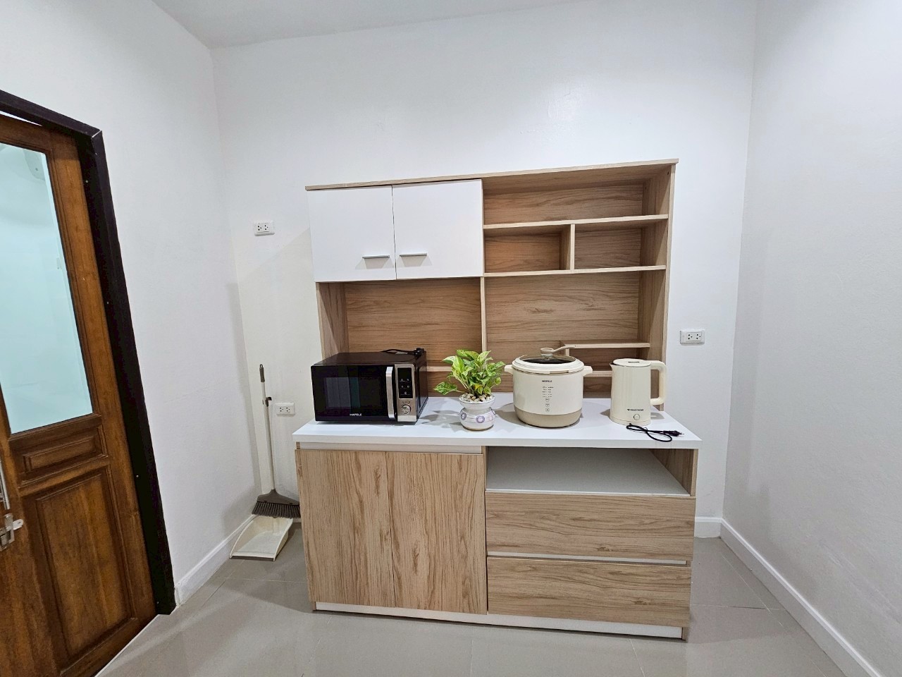 4 Bedroom House For Sale in Hang Dong, Hang Dong, Chiang Mai - Image 11