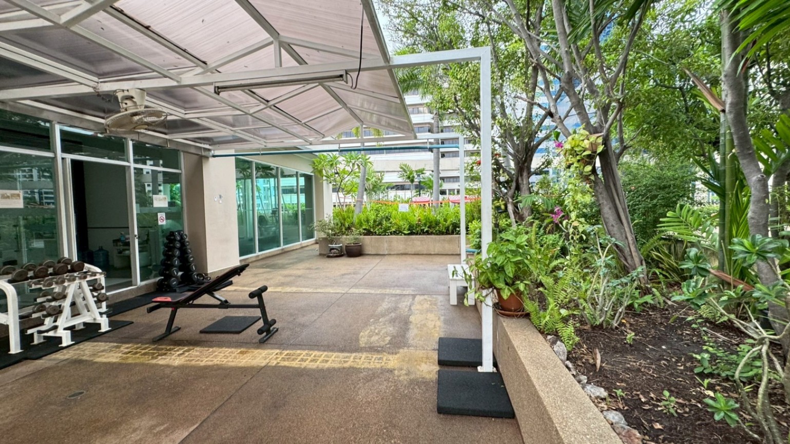 Grand Park View Asok - Image 15