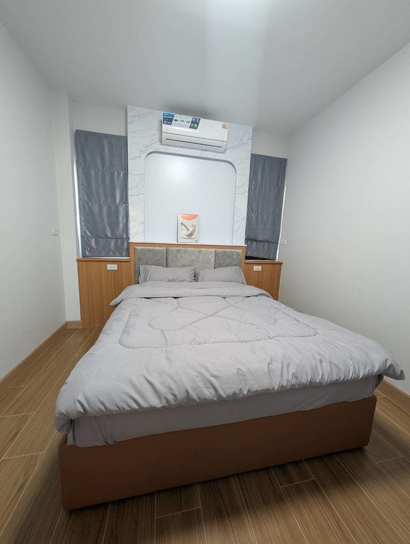 5 Bedroom House For Sale in San Phak Wan, Hang Dong, Chiang Mai - Image 7