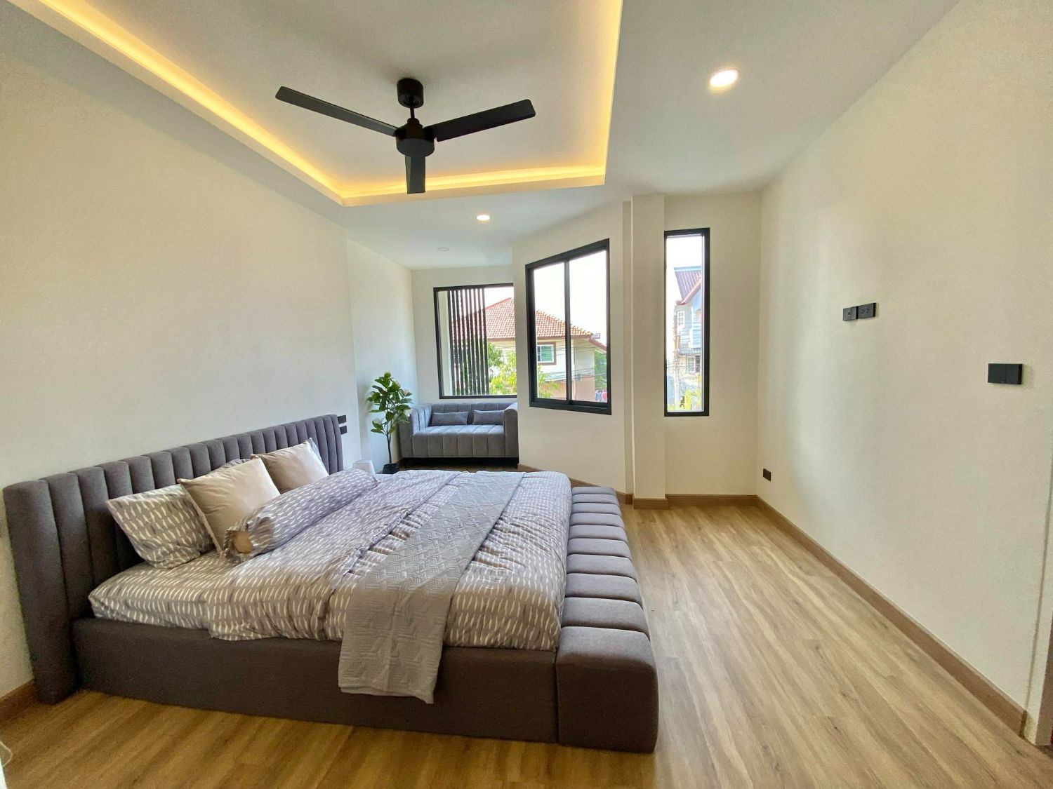 5 Bedroom House For Sale in Wat Ket, Mueang Chiang Mai, Chiang Mai - Image 32