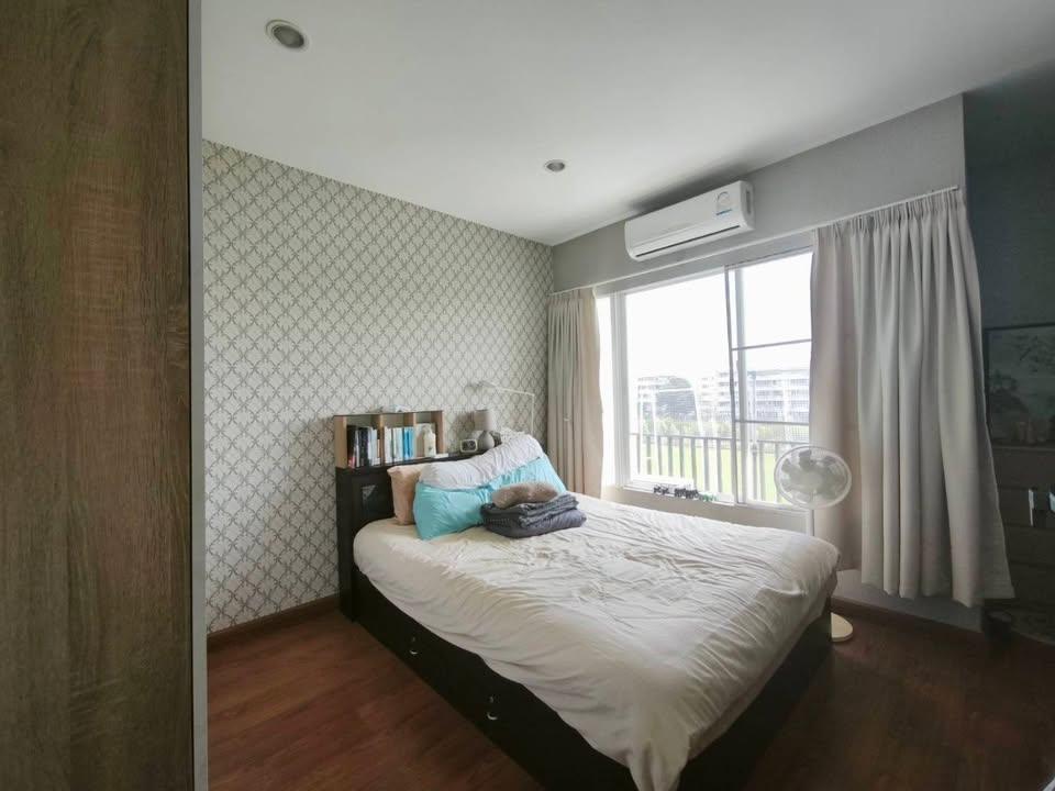 3 Bedroom Townhouse For Sale in Khlong Sam Prawet, Lat Krabang, Bangkok - Image 18