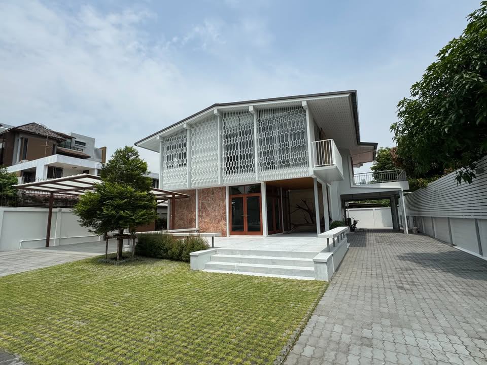 d7a5db9d-3620-4fef-84cc-3073b57b2397