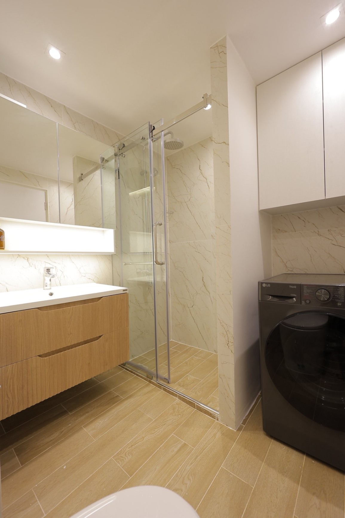 Sukhumvit Suites - Image 8