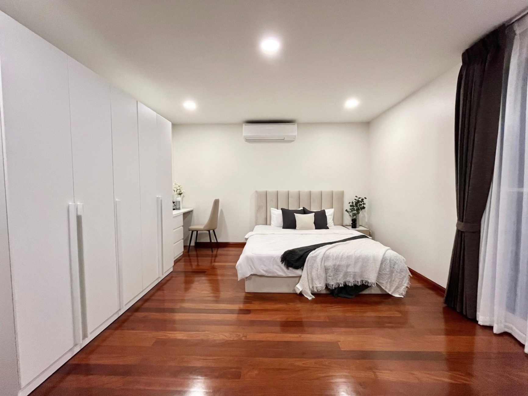5 Bedroom House For Rent in Din Daeng, Din Daeng, Bangkok - Image 18