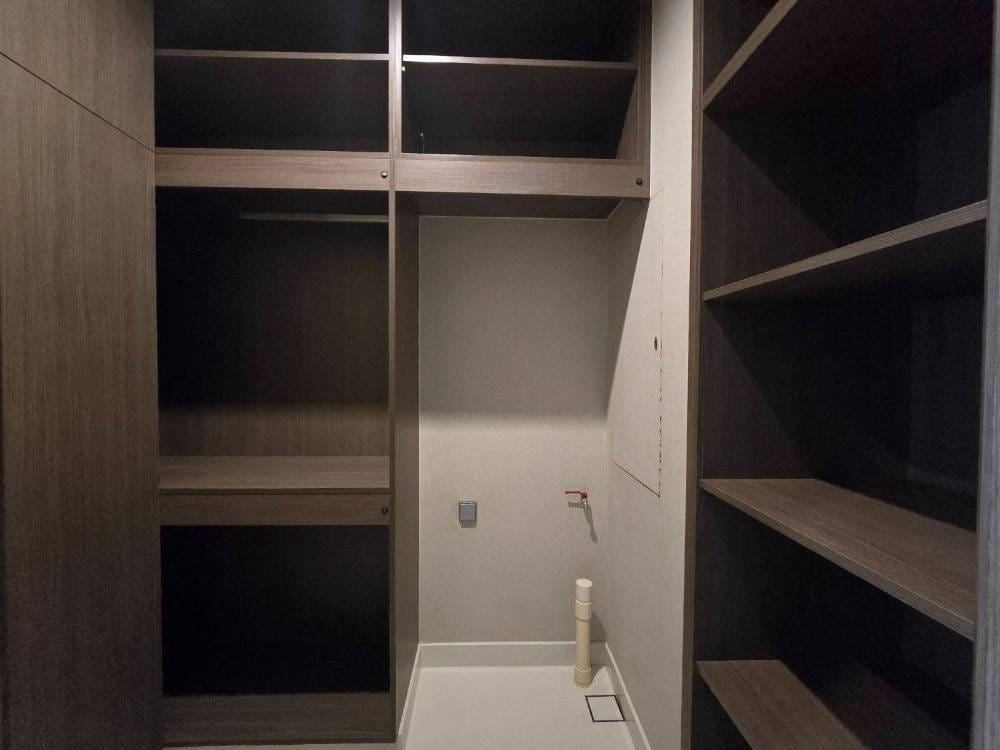 Q1 Sukhumvit Condo by Q House - Image 10