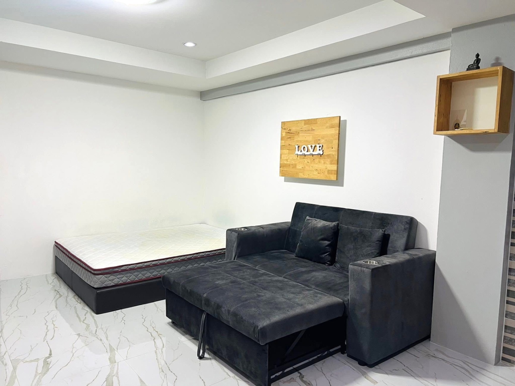Seven Star Condo - Image 2