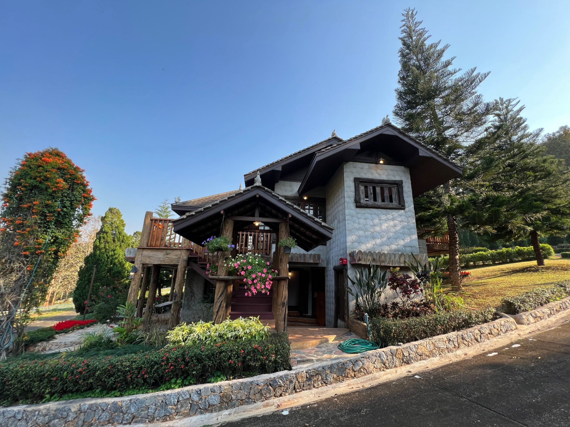 3 Bedroom House For Sale in Ban Pong, Hang Dong, Chiang Mai - Image 28
