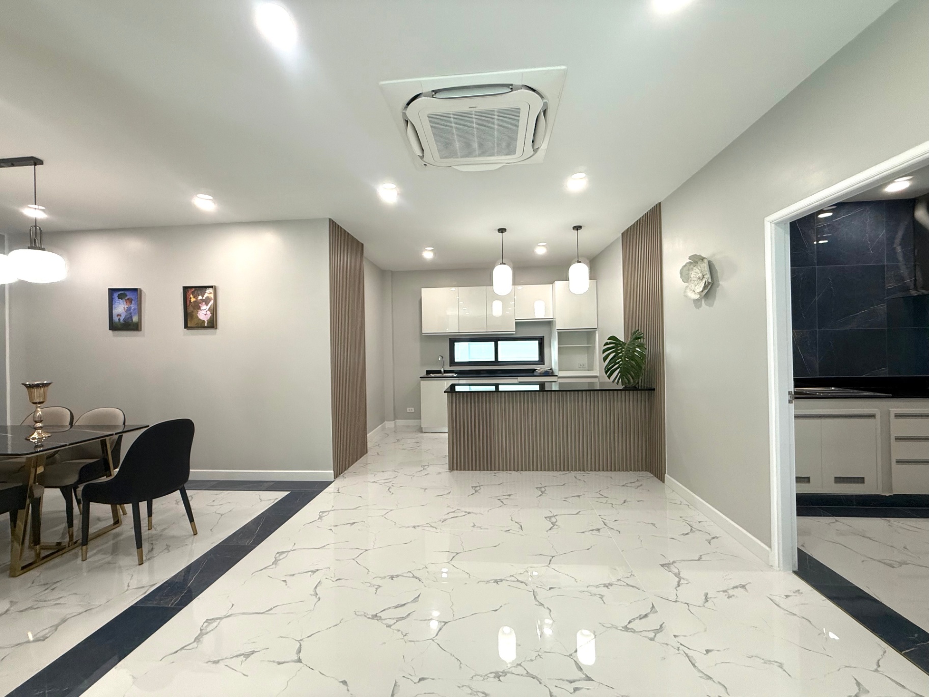 5 Bedroom House For Sale in Nam Phrae, Hang Dong, Chiang Mai - Image 17