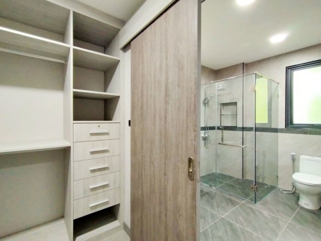 3 Bedroom House For Sale in Suthep, Mueang Chiang Mai, Chiang Mai - Image 13