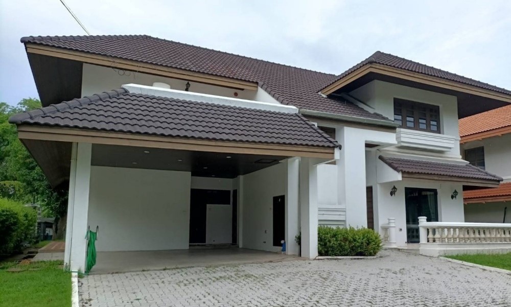 4 ห้องนอน บ้านเดี่ยว สำหรับเช่า ใน บางแก้ว, บางพลี, สมุทรปราการ - Image 1
