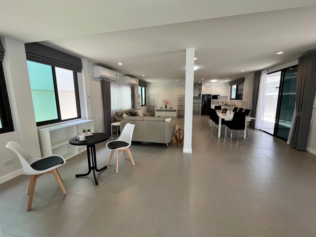 4 ห้องนอน บ้านเดี่ยว สำหรับเช่า ใน สามเสนใน, พญาไท, กรุงเทพมหานคร - Image 12