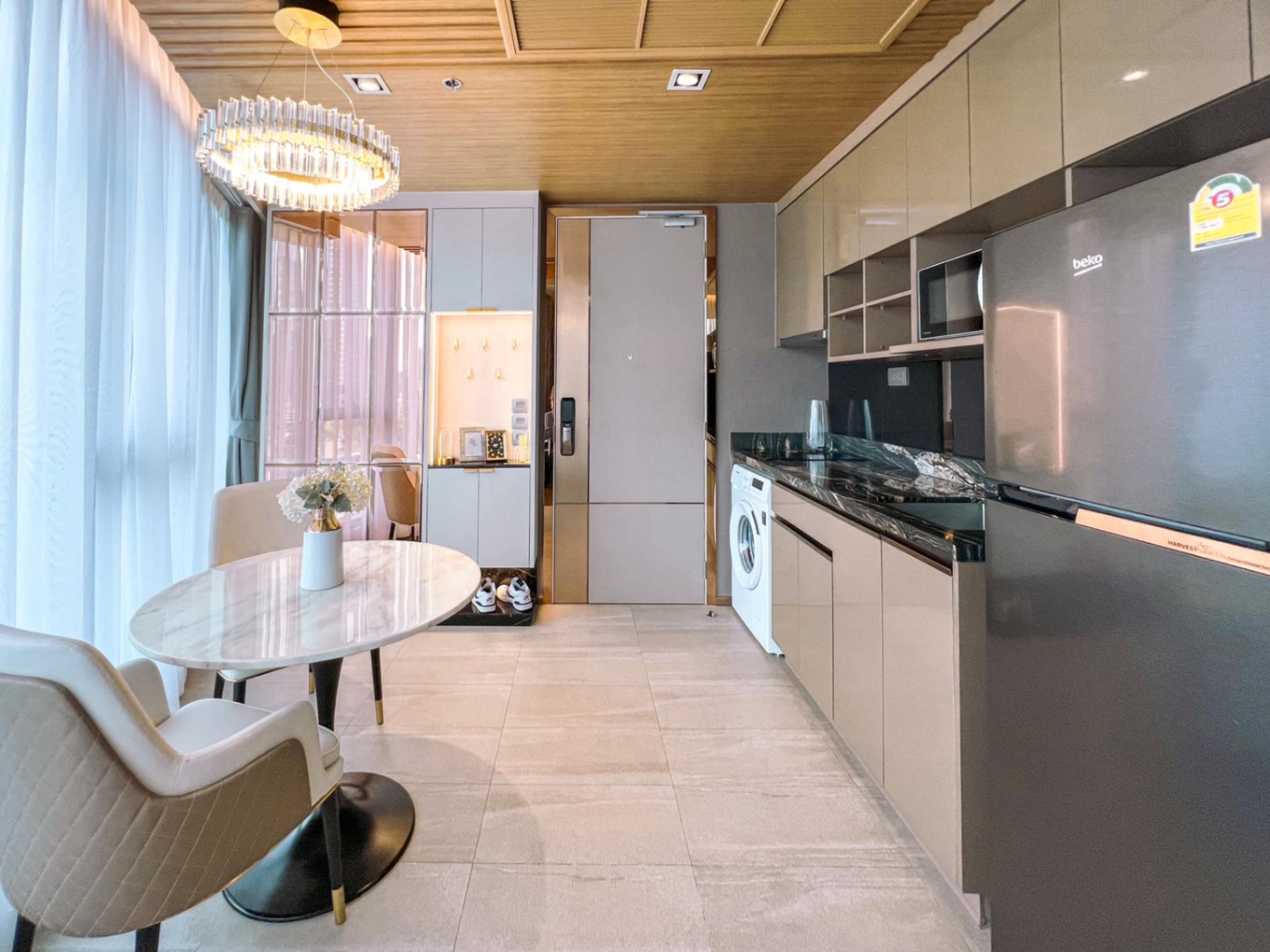 Ideo Q Sukhumvit 36 - Image 2