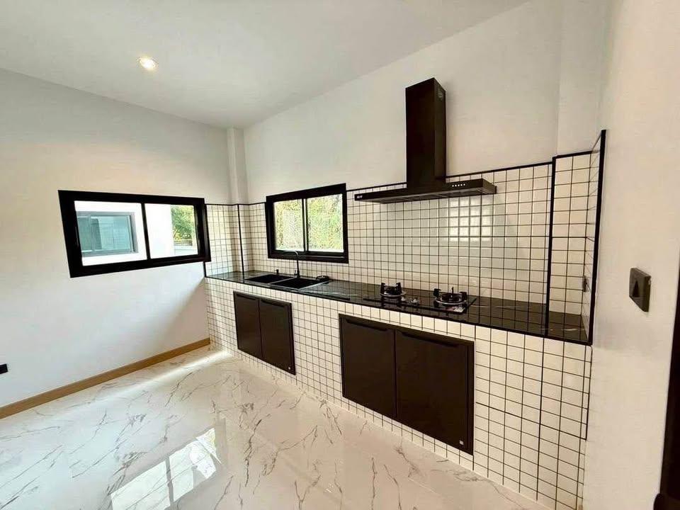 3 Bedroom House For Sale in Ban Waen, Hang Dong, Chiang Mai - Image 4