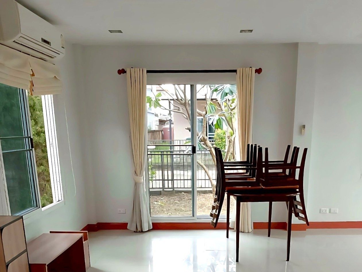 Wararome Kaew Nawarat - Image 3