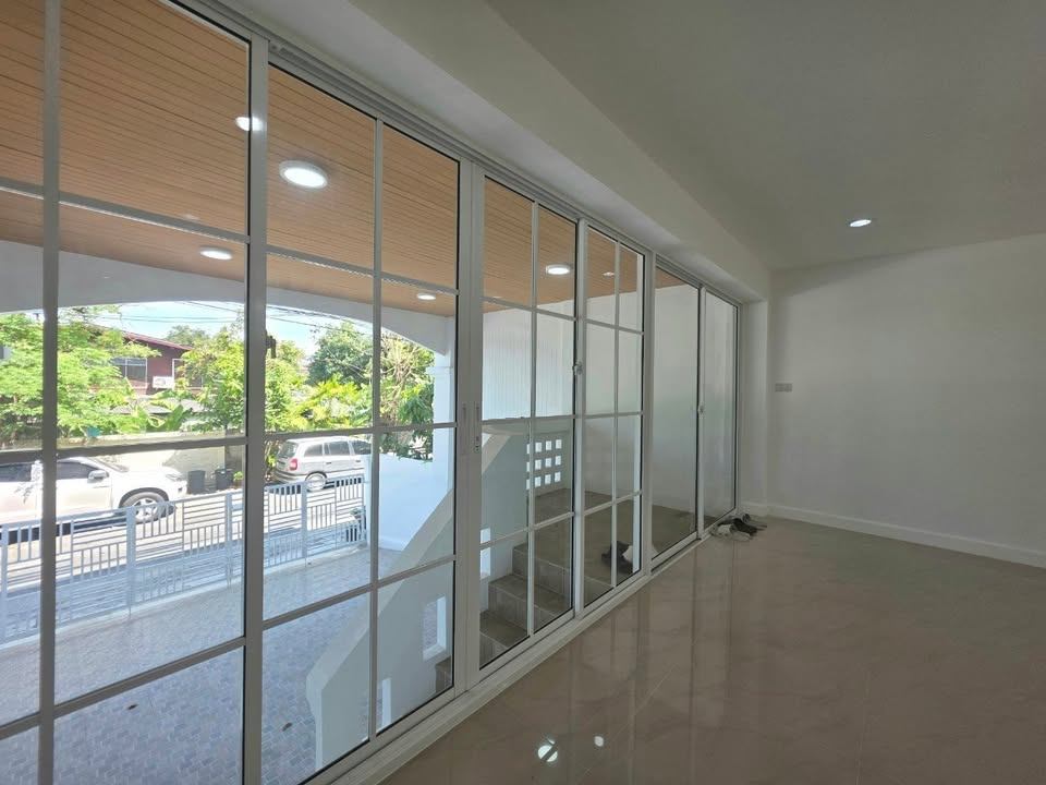 4 Bedroom Townhouse For Sale in Suan Luang, Suan Luang, Bangkok - Image 6