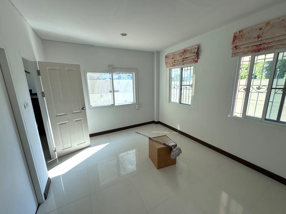 The Greenery Villa - Image 9