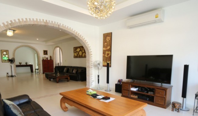 4 Bedroom House For Sale in San Na Meng, San Sai, Chiang Mai - Image 3