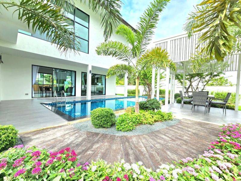 5 Bedroom House For Sale in San Phak Wan, Hang Dong, Chiang Mai - Image 3