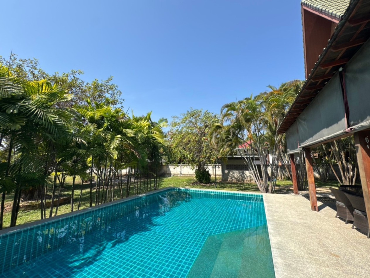 6 Bedroom House For Sale in Nam Phrae, Hang Dong, Chiang Mai - Image 2