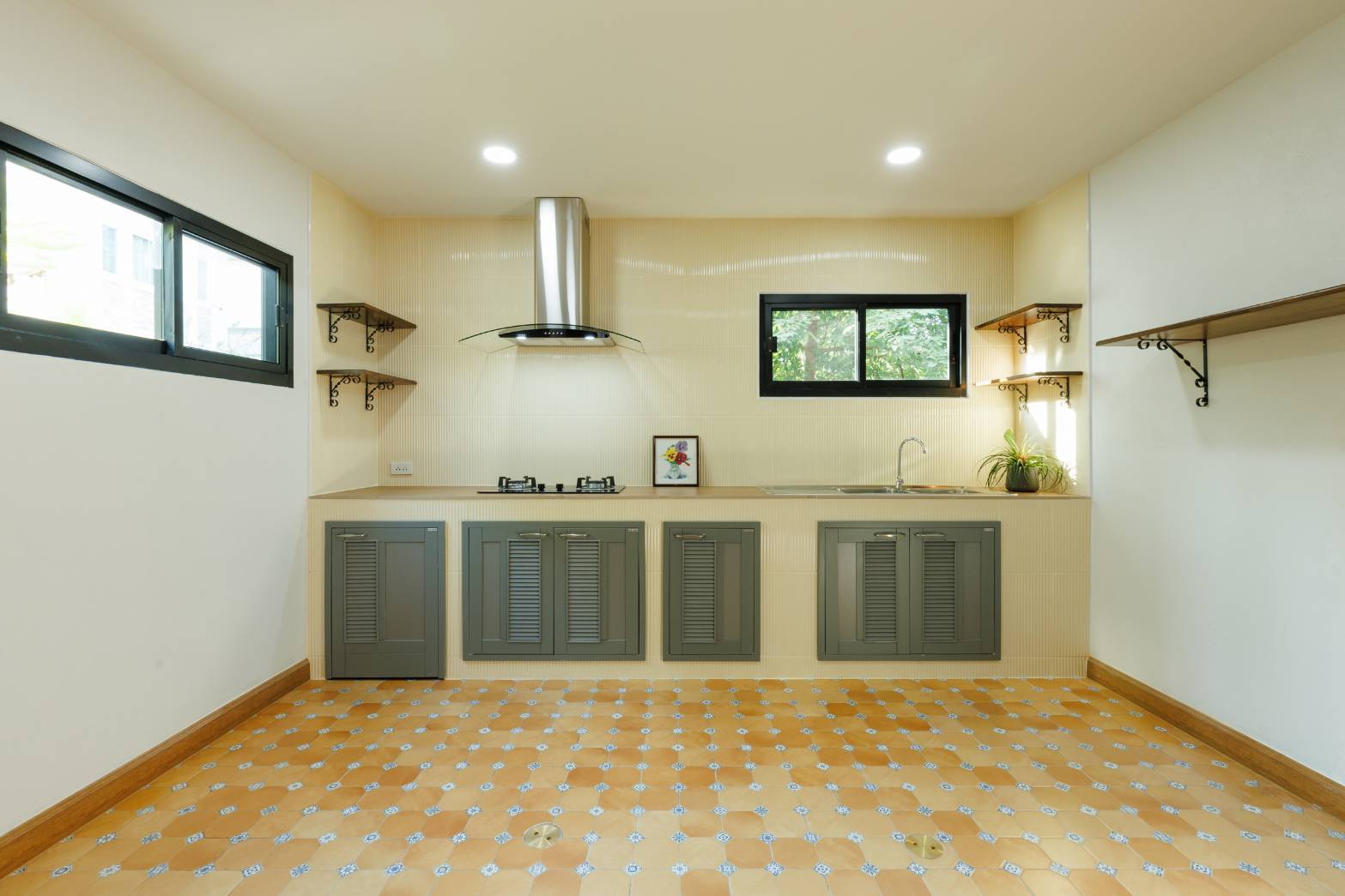 3 Bedroom Townhouse For Sale in Mae Hia, Mueang Chiang Mai, Chiang Mai - Image 5
