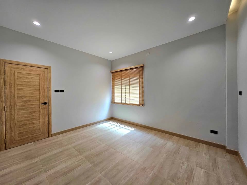 3 Bedroom House For Sale in Tha Wang Tan, Saraphi, Chiang Mai - Image 14