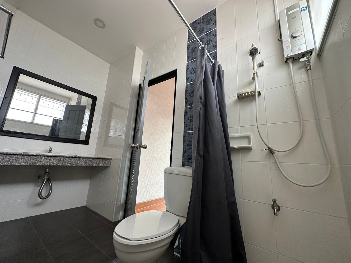 4 Bedroom House  in Tha Sala, Mueang Chiang Mai, Chiang Mai - Image 15