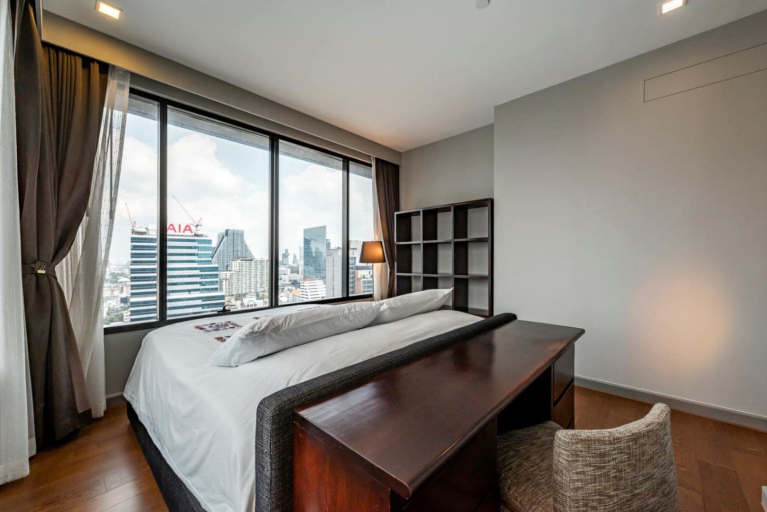 M Silom - Image 2