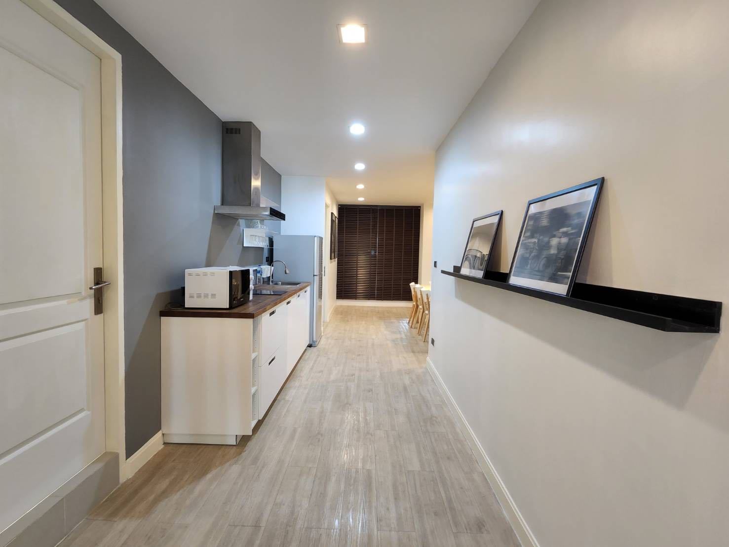 Premier Condominium - Image 20