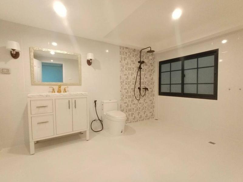 3 ห้องนอน บ้านเดี่ยว สำหรับขาย ใน บางจาก, พระโขนง, กรุงเทพมหานคร - Image 7