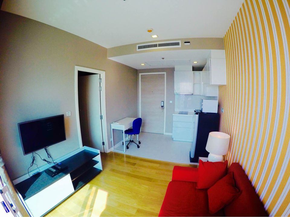 1 Bedroom Condo  in Thanon Phet Buri, Ratchathewi, Bangkok - Image 1