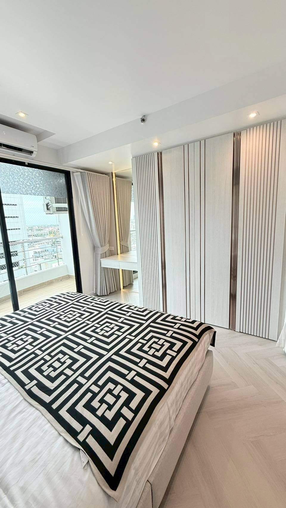 1 Bedroom Condo For Rent in Bang Kho Laem, Bang Kho Laem, Bangkok - Image 4