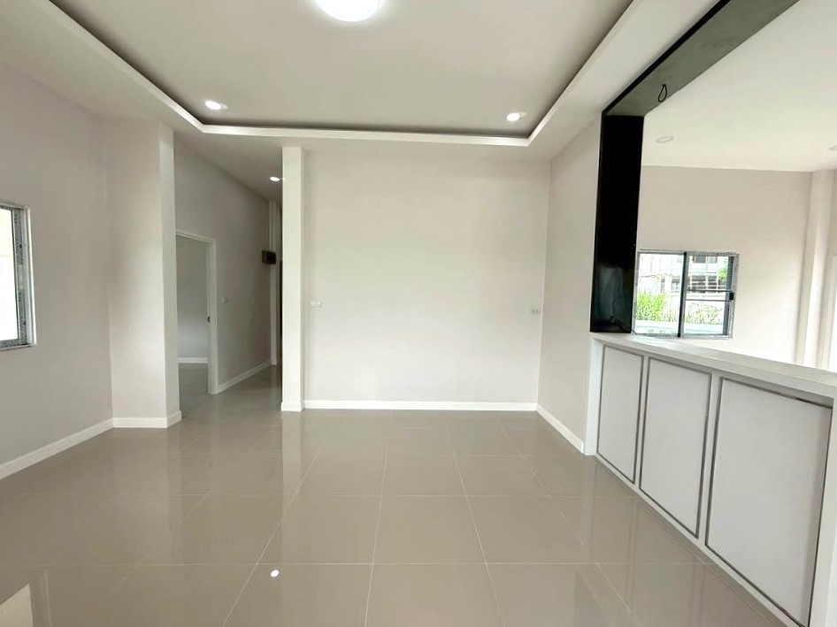 3 Bedroom House For Sale in Pa Daet, Mueang Chiang Mai, Chiang Mai - Image 3