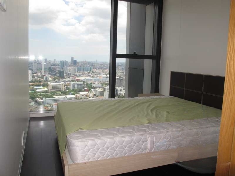 เดอะ เม็ท คอนโดมิเนียม - Image 3
