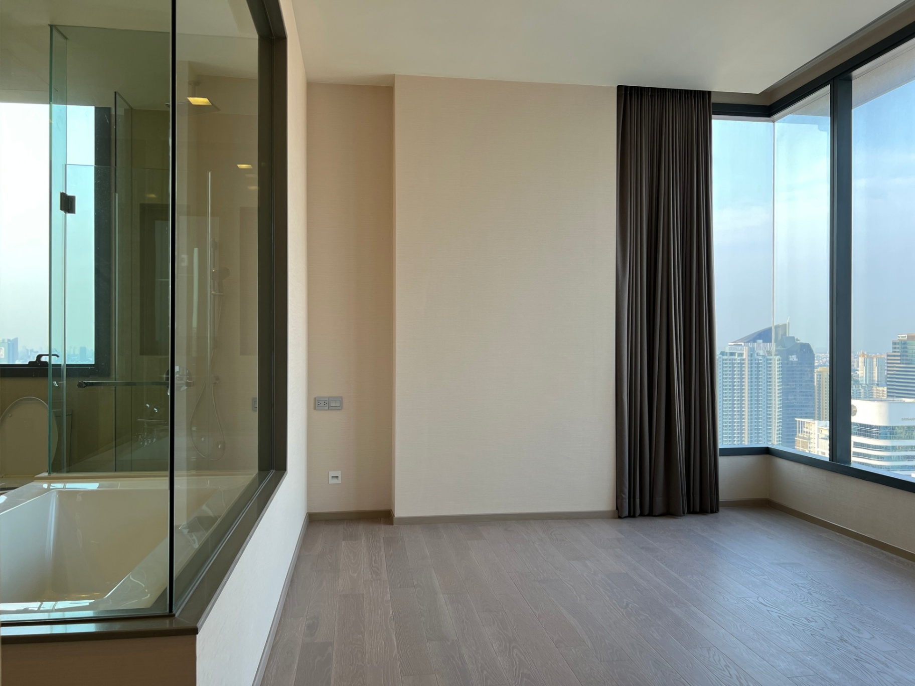 THE ESSE Asoke - Image 21