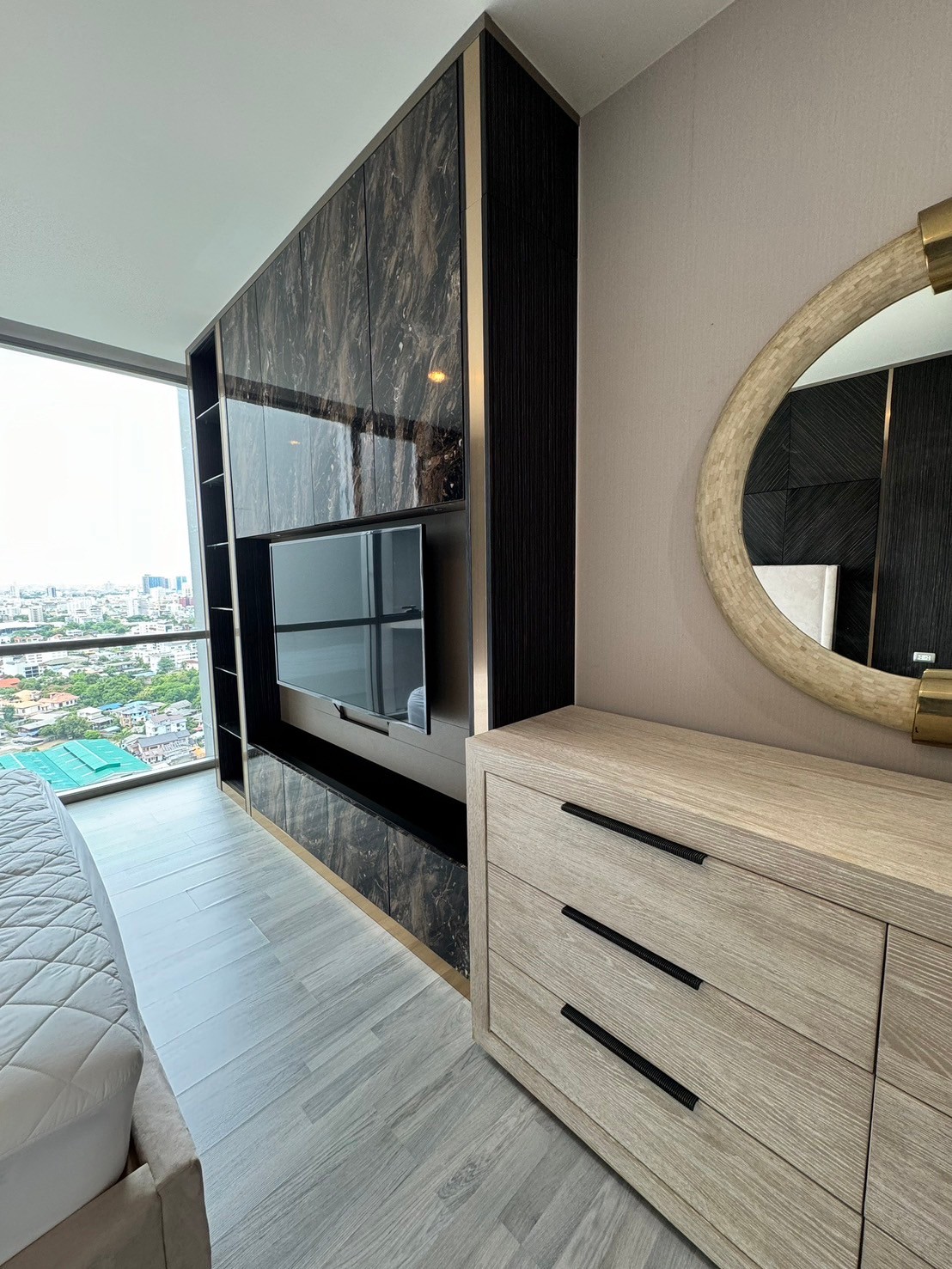 The Room Sukhumvit 69 - Image 14