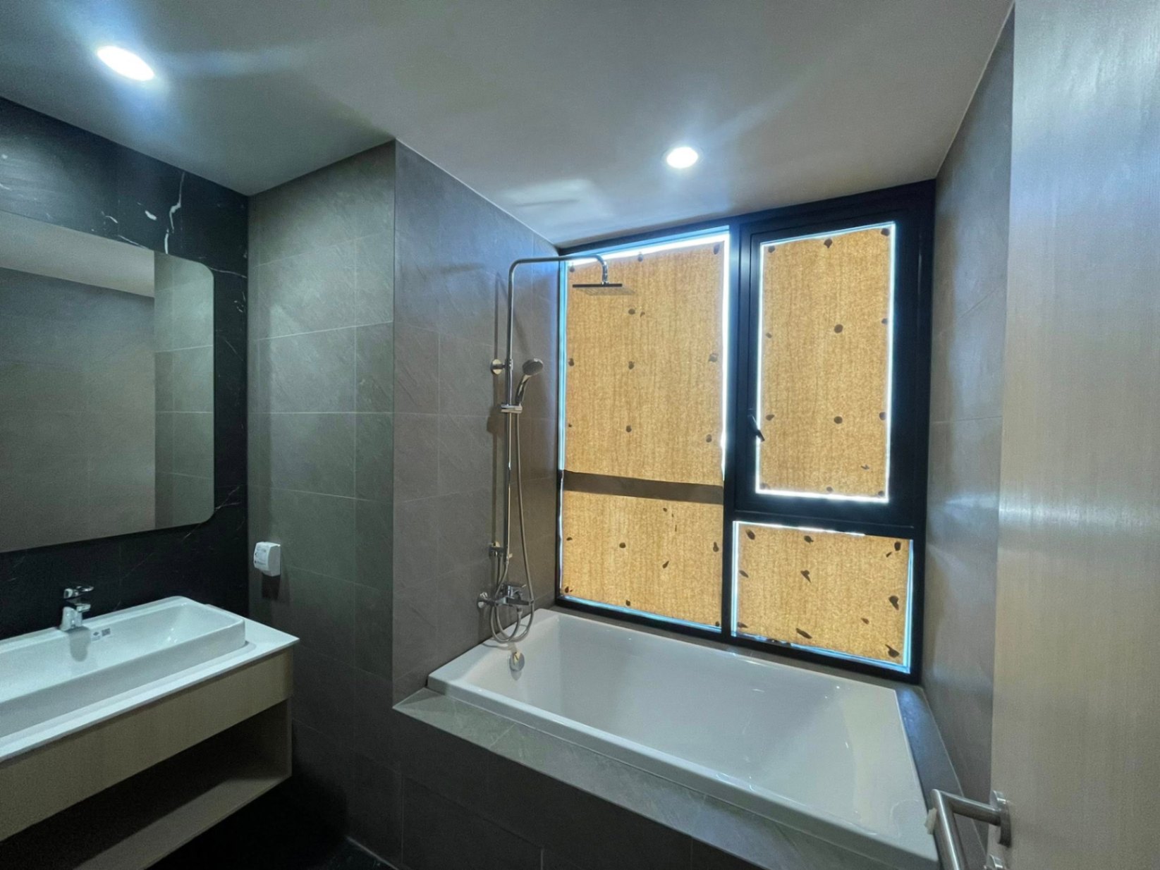 2 Bedroom Condo For Sale in Bang Chak, Phra Khanong, Bangkok - Image 17