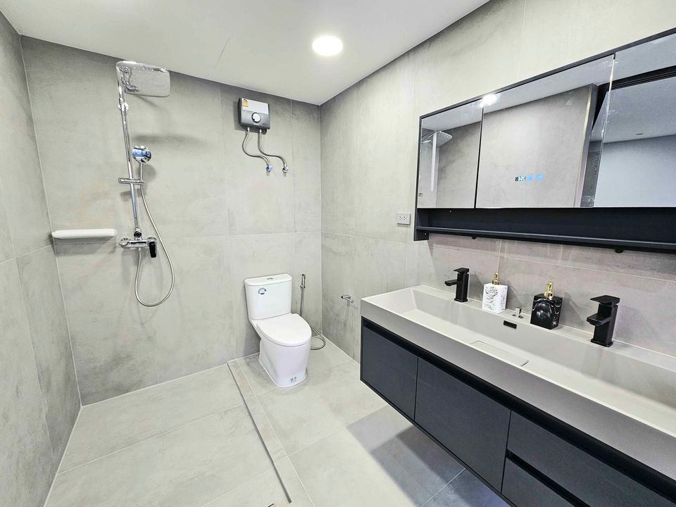 Waterford Diamond Tower - Image 9