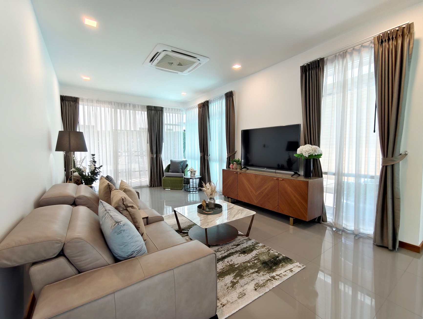 4 Bedroom House For Sale in San Phak Wan, Hang Dong, Chiang Mai - Image 3