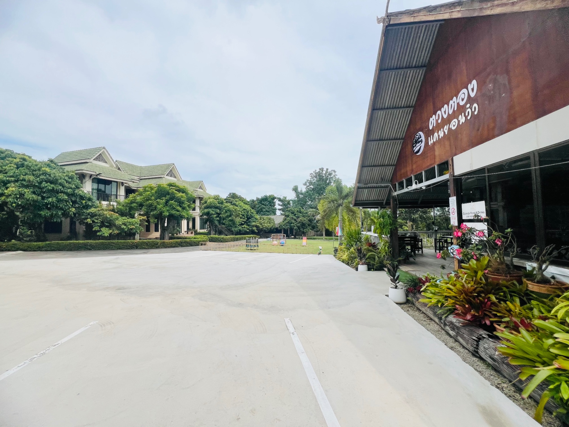 3 Bedroom House For Sale in Nam Phrae, Hang Dong, Chiang Mai - Image 27