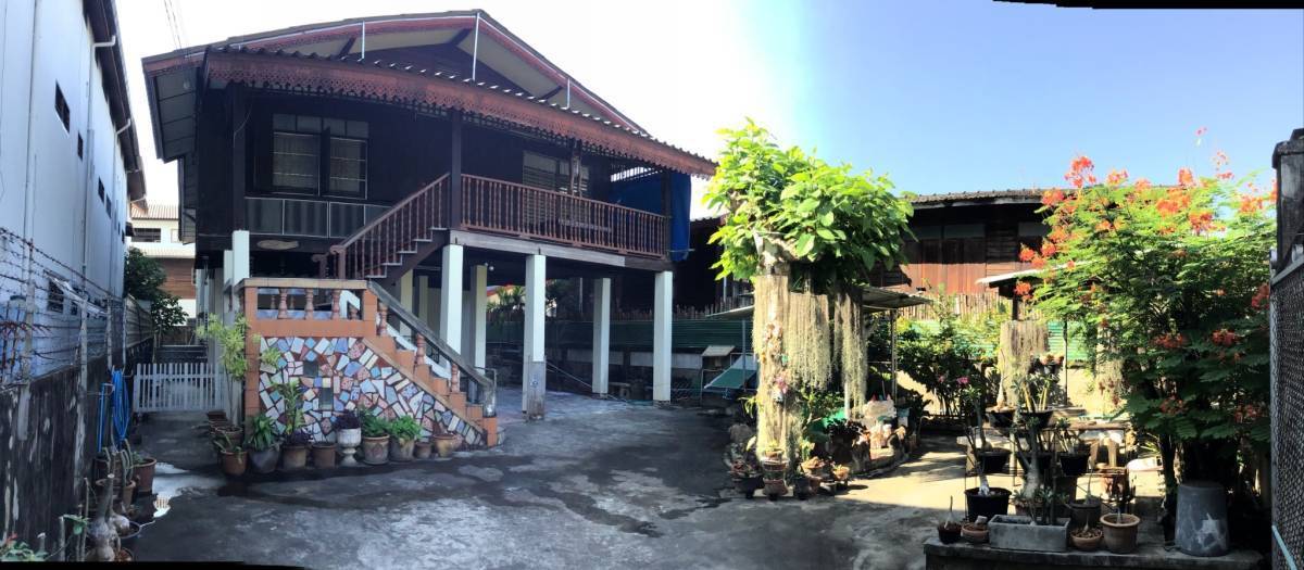 5 Bedroom House For Sale in Chang Moi, Mueang Chiang Mai, Chiang Mai - Image 2