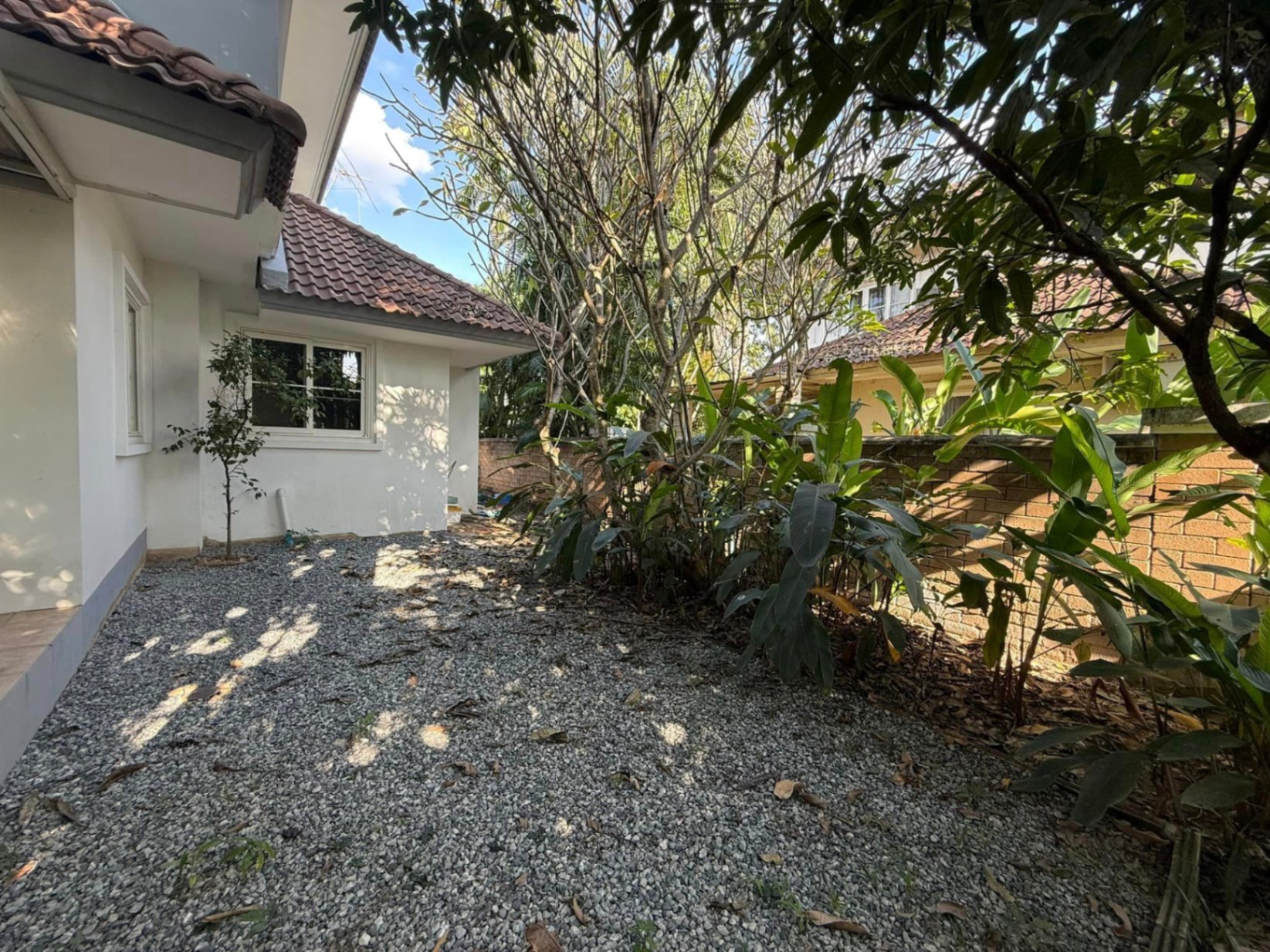 Home in Park - Image 17
