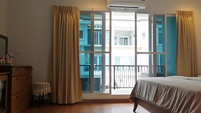 3 Bedroom Townhouse For Rent in Bang Khlo, Bang Kho Laem, Bangkok - Image 6
