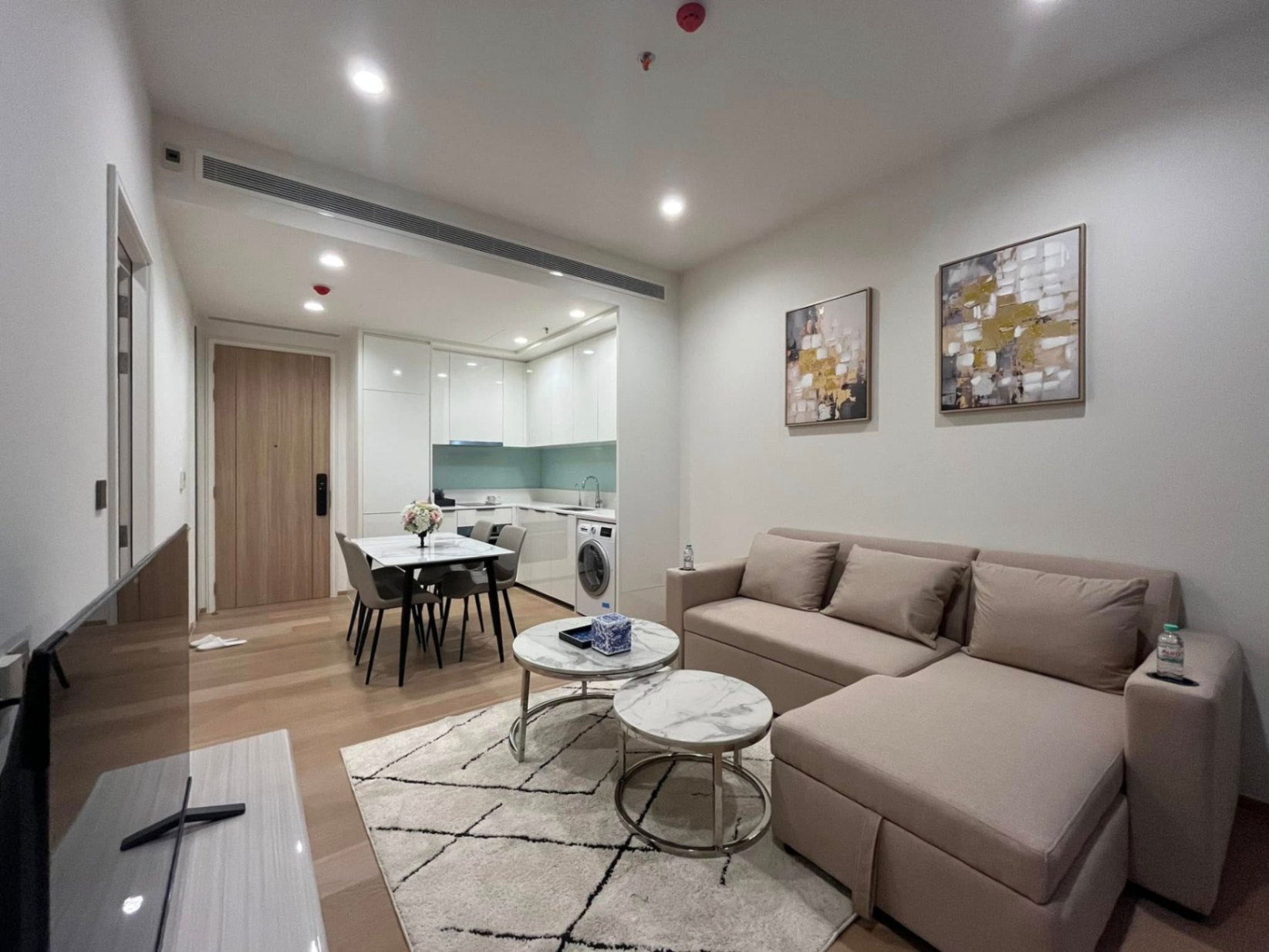 Anil Sathorn 12 - Image 2