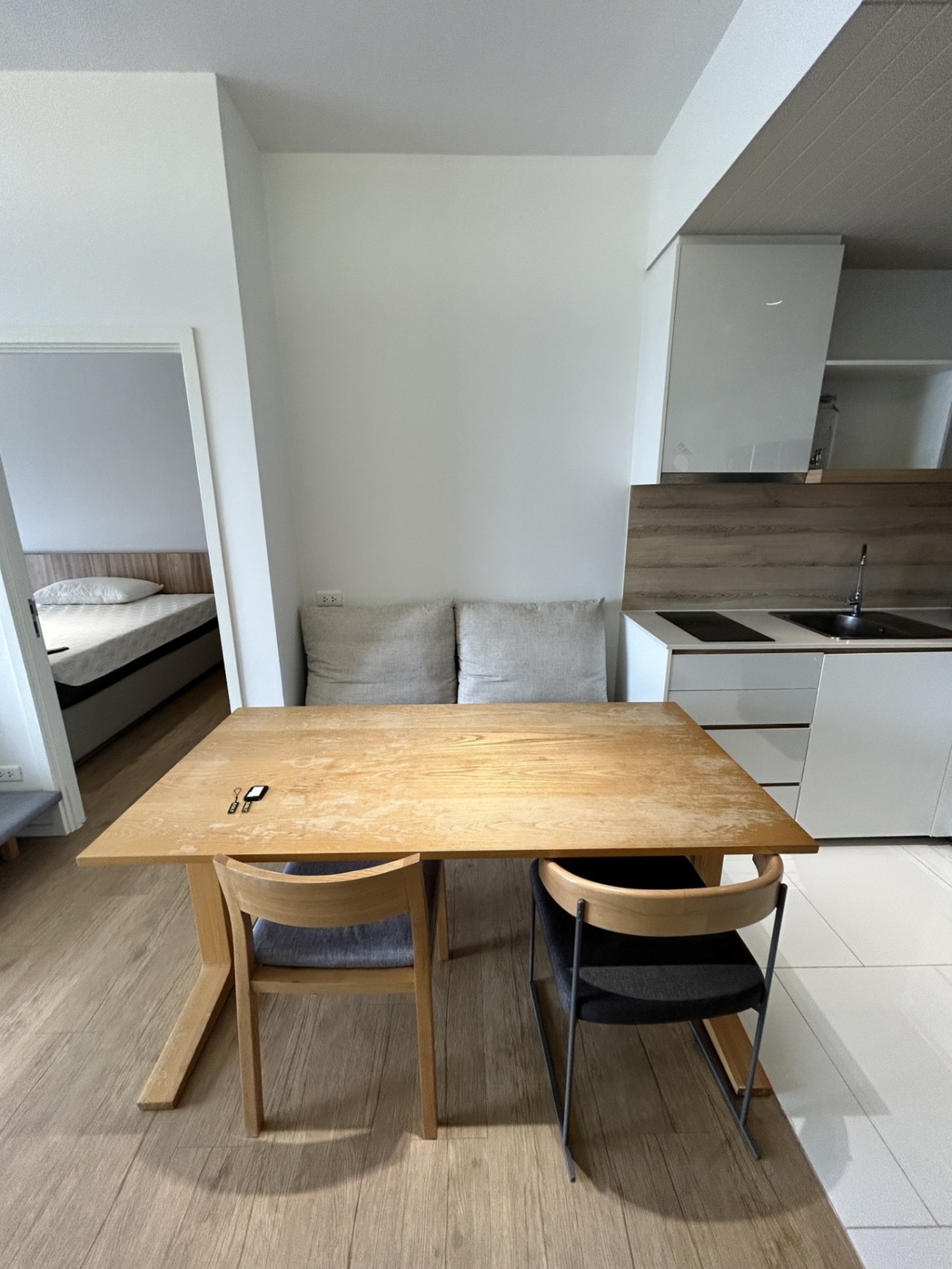 2 Bedroom Condo For Sale in Wang Mai, Pathum Wan, Bangkok - Image 2