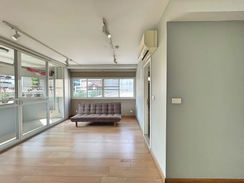 3 Bedroom Condo For Sale in Thung Wat Don, Sathon, Bangkok - Image 4