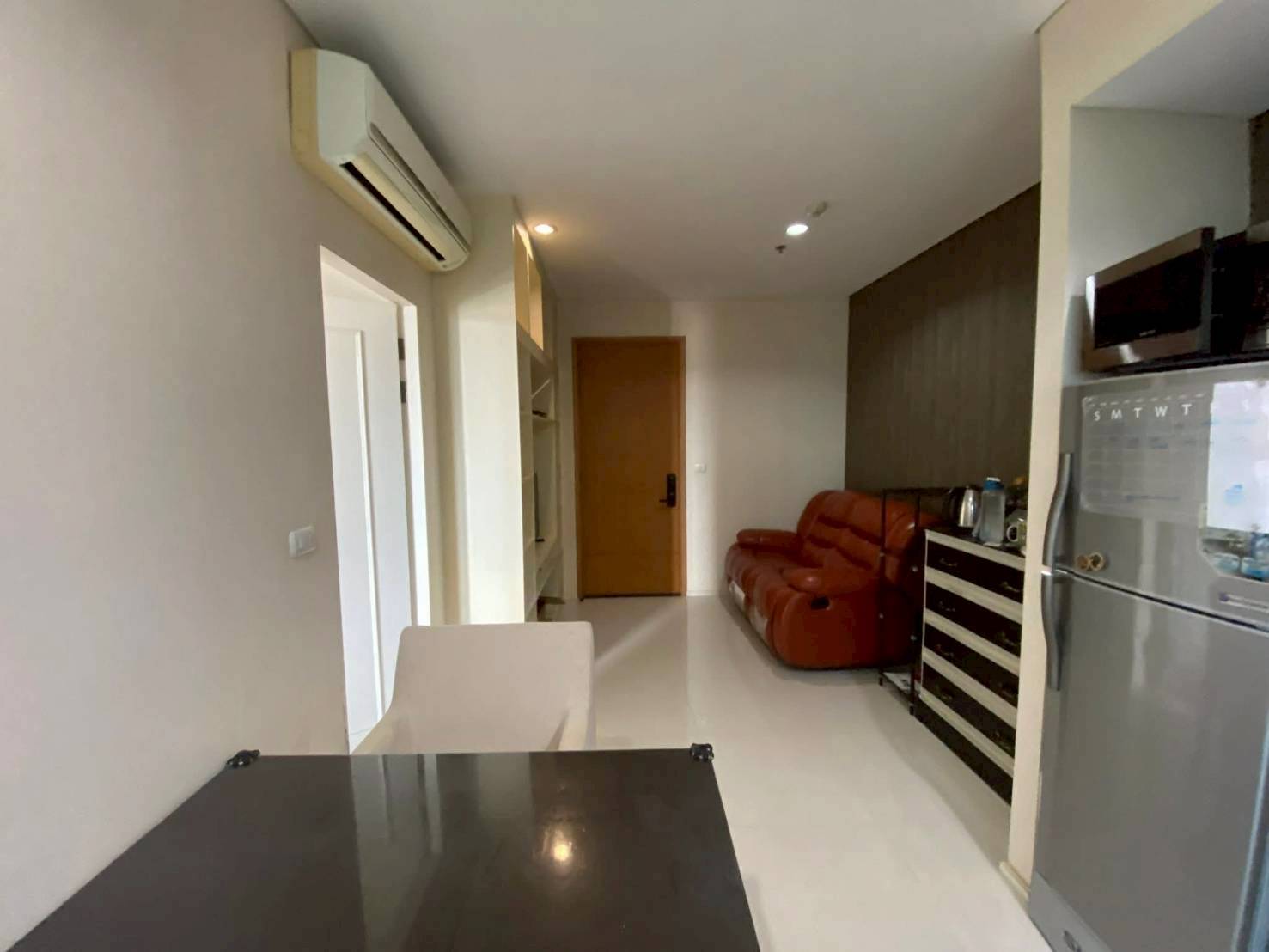 Villa Asoke Condominium - Image 2