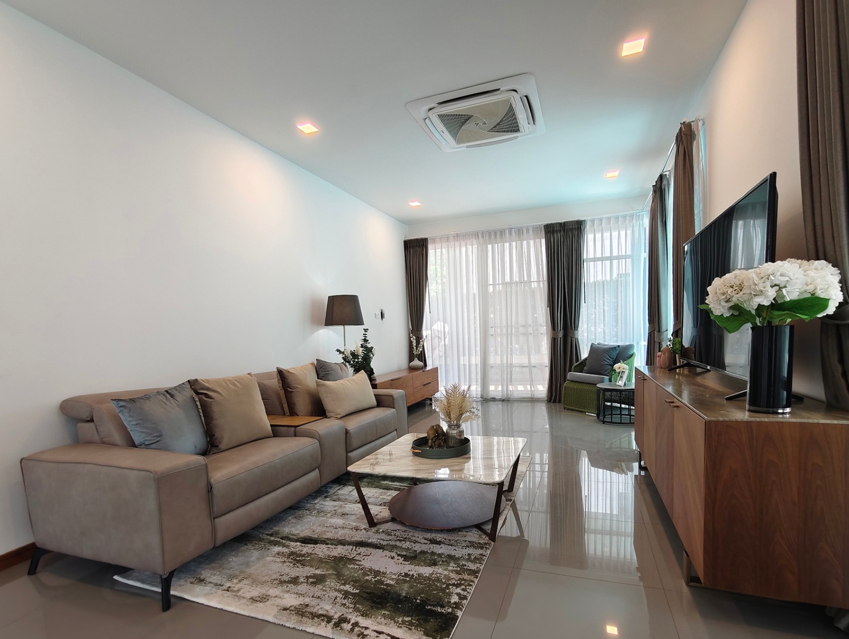 4 Bedroom House For Sale in San Phak Wan, Hang Dong, Chiang Mai - Image 2