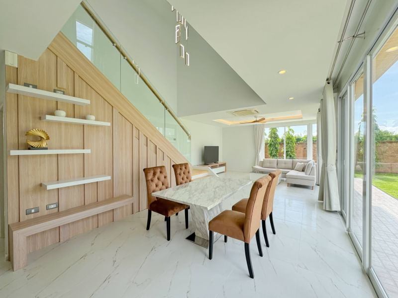 Plover Cove Villas - Image 2